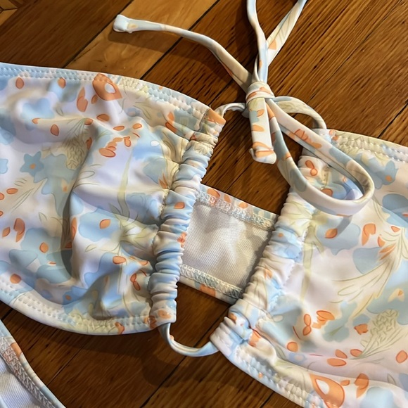 Shein Floral Pattern Tie Front Bandeau Bikini Swimsuit - Picture 3 of 5